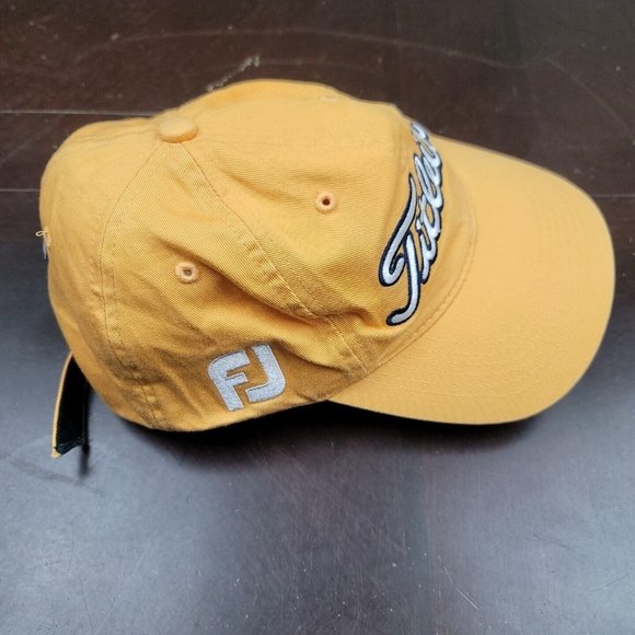 Titleist Footjoy Cap Adjustable Strap Back Yellow Spell Out Golf FJ 6 Panel Logo - Picture 2 of 7